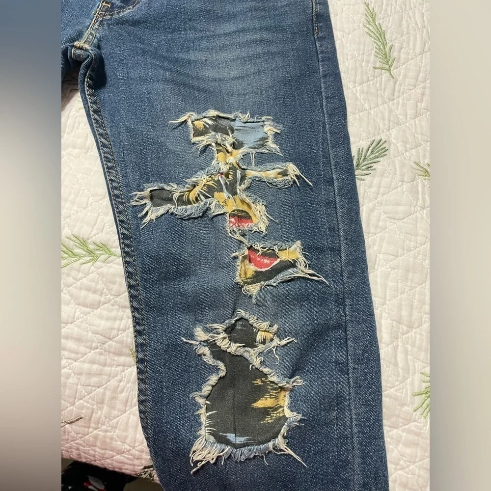 EUC Levi’s 511 Slim Fit Jeans - Blue patchwork Size 31X30